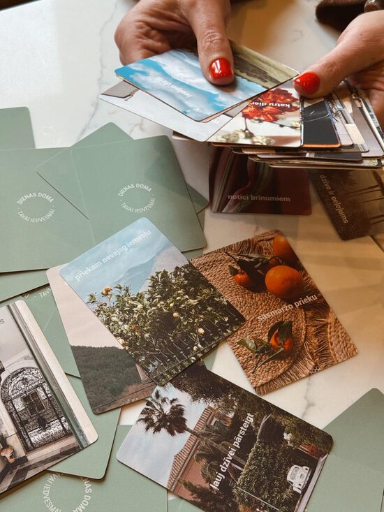 'Mini Dienas Doma", kartītes